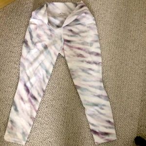 Athleta Salutation Stash Pocket 7/8 Tights PETITE